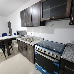Chelsie 2 Apartamento